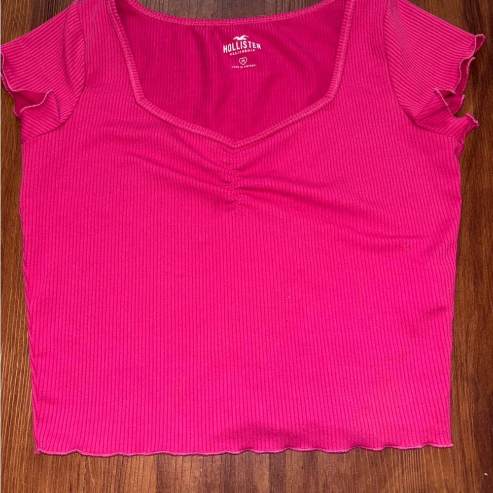 Hollister Fuchsia Short Sleeve Top